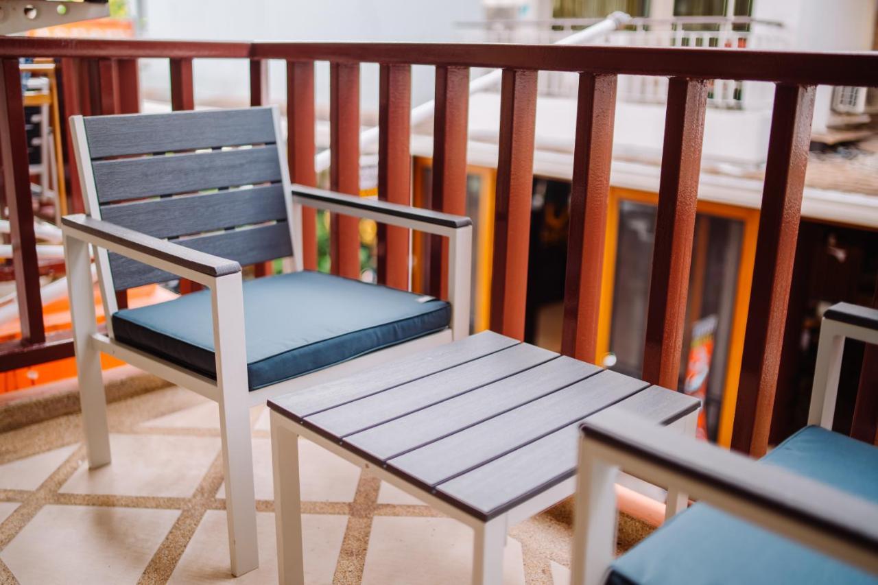 Patong Beach Side Hotel Ngoại thất bức ảnh