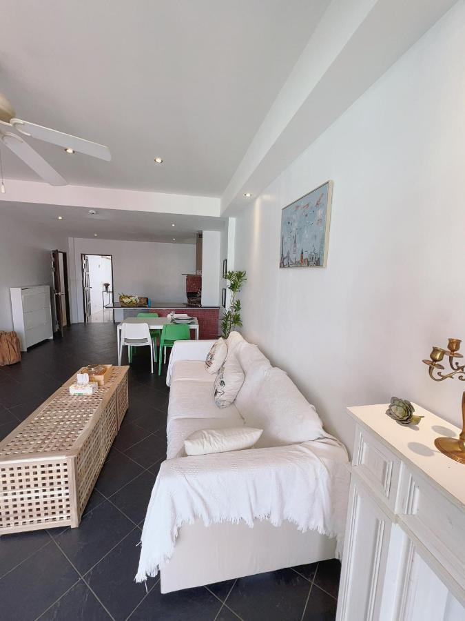 Patong Beach Side Hotel Ngoại thất bức ảnh